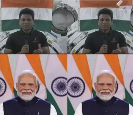 शुभांशु शुक्ला ने पीएम मोदी से की बातचीत; 'आपसे बात करते वक्त मैंने अपने पैरों को बांध रखा है'
