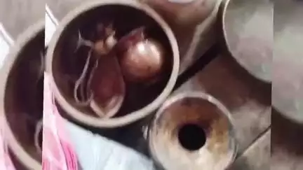 কুলতলি: দেউলবাড়িতে মন্দিরের চুরি  হাতেনাতে ধরা পড়লো চোর পুলিশের হাতে তুলে দিলো স্থানীয়রা