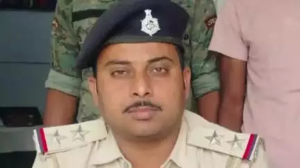 अगिआंव: नारायणपुर पुलिस ने कुर्की वारंटी को किया गिरफ्तार, न्यायालय द्वारा जारी किया गया था कुर्की वारंट
