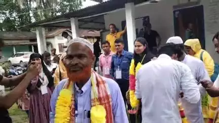 ধুবুৰী ভাগ: মাজেৰচৰ চলাকুৰাত গাৱঁ পঞ্চায়তৰ সভাপতি আৰু উপ সভানেত্ৰীৰ ফলাফল ঘোষণা