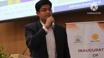 गडचिरोली: मुख्यमंत्र्यांच्या उपस्थितीत ‘महास्ट्राइड’ परिषदेत गडचिरोली जिल्ह्याचा विकास आराखडा सादर
जिल्हाधिकारी अविश्यांत  पांडा