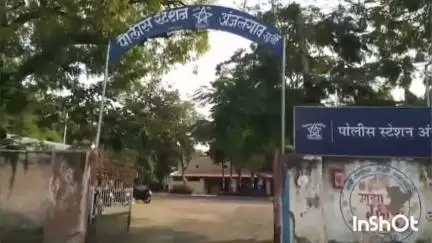 अंजनगाव सुर्जी: प्रेयसीच्या होणाऱ्या नवऱ्याला फोटो दाखवून प्रियकराने केली बदनामी;वढाळी येथील घटना, अंजनगाव पोलीसात तक्रार