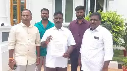 திருப்பத்தூர்: திரியாலம் பகுதியில் பொதுவழி ஆக்ரமிப்பை மீட்டுக் வேண்டும் என அப்பகுதி மக்கள் எஸ்பி அலுவலகத்தில் மனு
