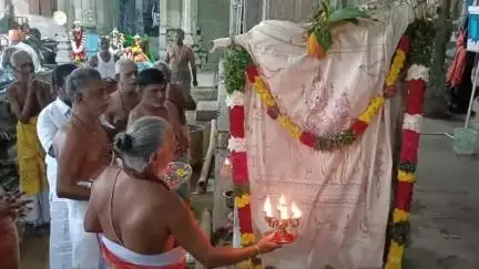 தேவகோட்டை: கண்டதேவி ஸ்ரீ சொர்ணமூர்த்தீஸ்வரர் திருக்கோவில் ஆணிதிருவிழா  கொடியேற்றத்துடன் தொடக்கம்