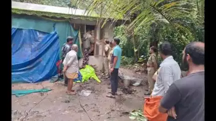സുൽത്താൻബത്തേരി: പുൽപ്പള്ളി വണ്ടികടവിൽ വീടിന് പുറത്തിറങ്ങിയ ഗൃഹനാഥന് നേരെ ചീറിയടുത്ത് കാട്ടാന