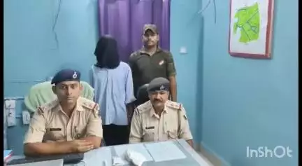 काशी चक: काशीचक पुलिस ने आर्म्स एक्ट के फरार आरोपित को किया गिरफ्तार, बरामद हुए देसी कट्टा, जिंदा कारतूस व मोबाइल
