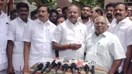 திண்டிவனம்: பதவிக்காக அப்பாவை விட்டு போகிறார் அன்புமணி தைலாபுரம் தோட்டத்தில் -  பா.ம.க. எம்.எல்.ஏ. அருள் பேட்டி