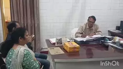 उन्नाव: जिला अस्पताल के सीएमएस के रिटायरमेंट पर आज सैनिकों ने दी विदाई, नए सीएमएस ने लिया चार्ज