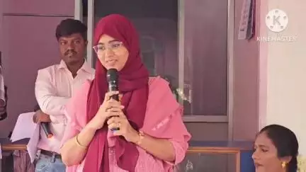 வாணியம்பாடி: புதூர் பகுதியில் தமிழ்நாடு நீதியின் செங்கோல் அமைப்பு சார்பில் பள்ளி மாணவர்களுக்கு நோட்டு புத்தகம் மற்றும் உபகரணங்கள் வழங்கிய வருவாய் கோட்டாட்சியர்