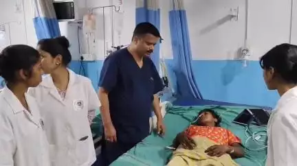 मधेपुरा: जजहट सबैला स्थित निजी अस्पताल में महिला के पेट से निकला एक किलो बालों का गुच्छा