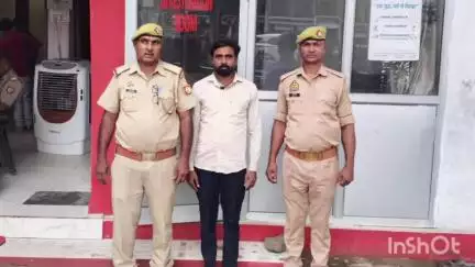 मोहम्मदी: पास्को एक्ट के मामले में पुलिस ने अभियुक्त संजीव को गिरफ्तार कर न्यायालय भेजा