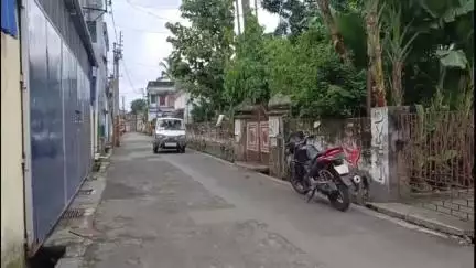 নবদ্বীপ: গৃহস্থ বাড়ির পর এবার মন্দির,সোমবার সাতসকালে নন্দীপাড়া পলকেশ্বর শিব মন্দিরের চুরি সোনা ও রুপোর অলংকার,ঘটনাস্থলে পুলিশ