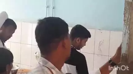 अरवल: नेवना गांव में पेड़ से गिरकर बच्चा घायल, इलाज के लिए अस्पताल में भर्ती