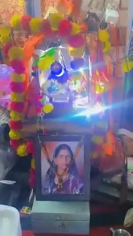 श्री अनुराग रोशन की माता श्री की 5वी पुण्यतिथि के उपलक्ष्य में आपकी गौ कृपा रसोई पर निशुल्क भंडारे का आयोजन किया गया
