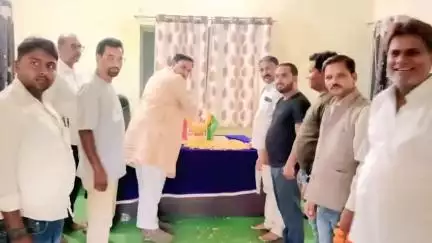 चान्हो: चान्हों प्रखंड कांग्रेस कमिटी ने हुल दिवस पर मनाया बलिदान दिवस