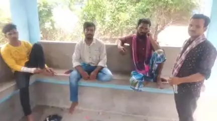 বহরমপুর: নবগ্রামে ছাদ থেকে পড়ে মৃত্যু এক নাবালকের ময়নাতদন্ত হচ্ছে বহরমপুর মর্গে