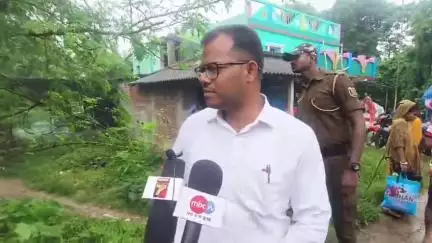 ବାରିପଦା ମ୍ୟୁନିସିପାଲଟି: ଜିଲ୍ଳାରେ ବନ୍ୟା ପରିସ୍ଥିତି ପ୍ରସ୍ତୁତି ନେଇ ଜିଲ୍ଲାପାଳ ରାସଗୋବିନ୍ଦପୁର ଠାରେ ଦେଲେ ପ୍ରତିକ୍ରିୟା