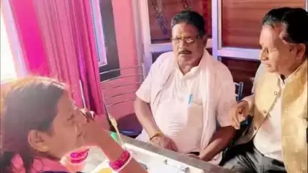 जमुआ: विधायक डॉ. मंजू कुमारी ने जनसुनवाई कर जनता की समस्याएं सुनीं, समाधान का दिया भरोसा