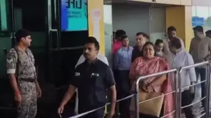 गोड्डा: गोड्डा विधायक मंत्री संजय प्रसाद यादव गुरुजी से मिलकर लौटे, कहा- अब तबीयत ठीक है