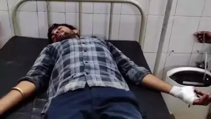 फतेहाबाद: डौकी के ग्राम मेहरा नाहरगंज में जमीन विवाद के चलते संघर्ष, पांच लोग घायल, अस्पताल में भर्ती