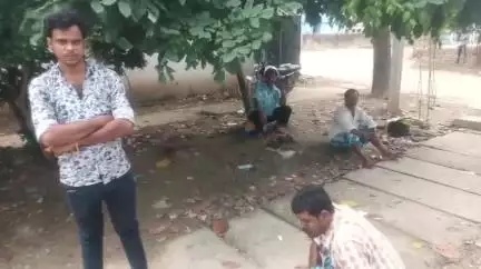 বহরমপুর: কান্দিতে বিষ খেয়ে আত্মহত্যা এক ব্যক্তির, বহরমপুর মর্গে তার দেহের ময়নাতদন্ত হচ্ছে