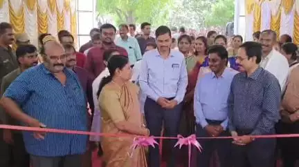 தூத்துக்குடி: அரசு மருத்துவக் கல்லூரி 25வது ஆண்டு வெள்ளி விழா முன்னிட்டு மருத்துவ கண்காட்சி அமைச்சர் கீதா ஜீவன் திறந்து வைத்தார்.
