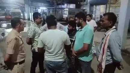 हाजीपुर: हाजीपुर-मुजफ्फरपुर मार्ग पर धोघटी में अज्ञात वाहन की टक्कर से युवक की मौत