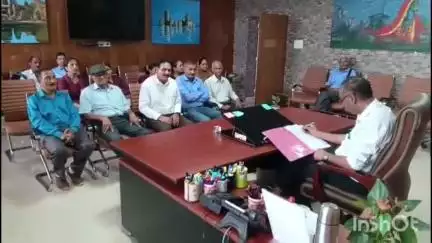 हमीरपुर: डीसी से डीएवी पब्लिक स्कूल दरकोटी की प्रबंधन समिति ने विद्यालय में गिरे सेप्टिक टैंक के मलबे को हटाने की मांग की