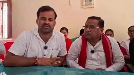 गाज़ीपुर: सपा से पूर्व सांसद संतलाल मांझी गाजीपुर में पीडीए चौपाल में हुए शामिल, बोले- 2027 में बनेगी सपा सरकार