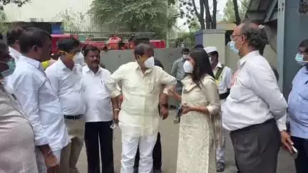 సంగారెడ్డి: పాశమైలారం సిగాచి పరిశ్రమ ప్రమాదంలో గాయపడిన కార్మికులకు మెరుగైన వైద్యం అందించాలి: మంత్రి దామోదర రాజనర్సింహ