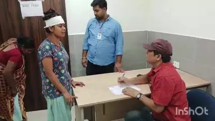 मुंगेर: शंकरपुर में पड़ोसियों ने युवती से की मारपीट, घायल युवती इलाज के लिए सदर अस्पताल में भर्ती