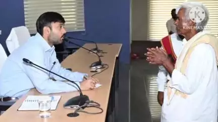 మహబూబాబాద్: మహబూబాబాద్ ప్రజావాణిలో 148 దరఖాస్తులు,మస్యల పరిష్కారానికి అధికారులను ఆదేశించిన జిల్లా కలెక్టర్ అద్వైత్ కుమార్ సింగ్