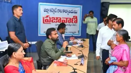 జగిత్యాల: ప్రజావాణి దరఖాస్తులకు అధిక ప్రాధాన్యత ఇచ్చి పరిష్కరించాలి,ప్రజావాణి ఫిర్యాదులు 37 :జిల్లా కలెక్టర్ బి.సత్య ప్రసాద్