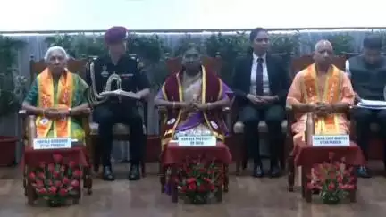 बरेली: बरेली के आईवीआरआई में आयोजित भव्य दीक्षांत समारोह में राष्ट्रपति द्रौपदी मुर्मू पहुंची