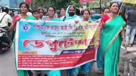 বহরমপুর: শিশুদের খাবার নিয়ে সরকার ছিনিমিনি খেলছে,বহরমপুরে বিস্ফোরক  আইসিডিএস কর্মী সমিতির রাজ্য সম্পাদিকা