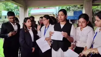 কলকাতা: একাধিক দাবী নিয়ে কসবা ল'কলেজে আইনের পড়ুয়াদের সাংবাদিক বৈঠক
