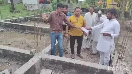 रायसेन: नगर पालिका स्वच्छता चौपाटी में बना रही दुकानें, पार्षदों ने जताई आपत्ति, टेंडर पर उठाए सवाल