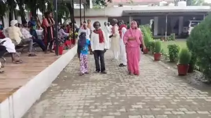 चंदौली: बलुआ थाना क्षेत्र में 10 वर्षीय नाबालिक से छेड़खानी का मामला, थाना बलुआ पर उचित कार्रवाई न करने का आरोप, एसपी से गुहार