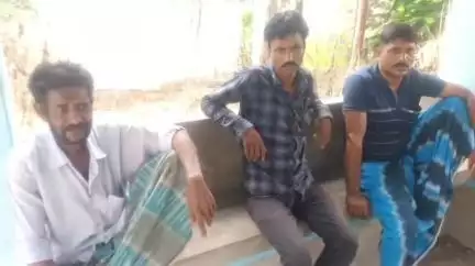 বহরমপুর: বেলডাঙ্গায় মেরে দাড়ি ছিঁড়ে নেয়ার কারণে অভিমানে গলায় ফাঁস দিয়ে আত্মহত্যা এক ব্যক্তির, ময়নাতদন্ত বহরমপুর মর্গে