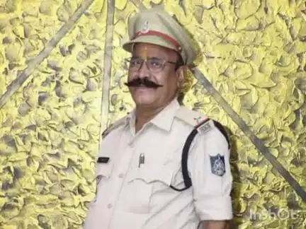 कन्नौद: एएसआई केशरसिंह नागर की सेवानिवृत्ति पर विशाल भागवत कथा का आयोजन, वृक्ष कलश यात्रा निकाली जाएगी