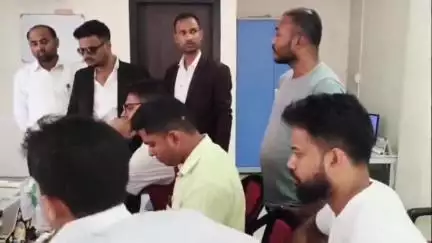 বালিজানা: মন্ত্ৰী জয়ন্ত মল্লবৰুৱাৰ বিৰুদ্ধে গৰু চুৰিৰ অভিযোগত গোৱালপাৰা সদৰ থানাত এজাহাৰ দাখিল যুৱ কংগ্ৰেছৰ