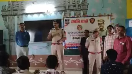 సిర్పూర్ టి: మాదకద్రవ్యాల దుర్వినియోగం అక్రమ రవాణా నిర్మూలనకై విద్యార్థులకు అవగాహన, పాల్గొన్న జిల్లా ఎస్పీ కాంతిలాల్ పాటిల్