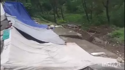 हमीरपुर: जिला में बारिश से अब तक ₹9 करोड़ तक का नुकसान, डीसी अमरजीत सिंह ने दी जानकारी