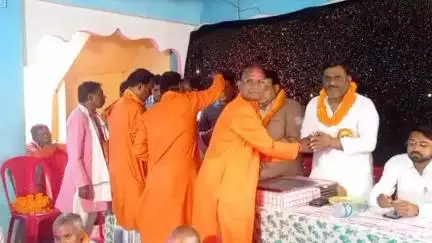 गुण्डरदेही: गुण्डरदेही नगर के माता शीतला मंदिर में मनाया गया माता जुड़वास, सैकड़ों भक्तों ने पूजा अर्चना कर मांगा आशीर्वाद