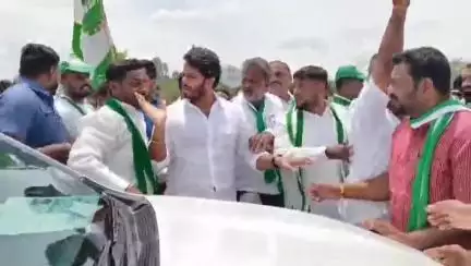 ಮಳವಳ್ಳಿ: ಪಟ್ಟಣಕ್ಕೆ ಆಗಮಿಸಿದ ಯುವ ಜೆಡಿಎಸ್ ನ‌ ರಾಜ್ಯಾಧ್ಯಕ್ಷ ನಿಖಿಲ್ ಕುಮಾರಸ್ವಾಮಿ ಅವರಿಗೆ ಕಾರ್ಯಕರ್ತರಿಂದ ಅದ್ದೂರಿ ಸ್ವಾಗತ
