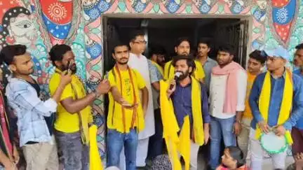 बेनीपुर विभिन्न मांगों के समर्थन में नगर परिषद के विरोध में मिथिलावादी पार्टी के द्वारा किया गया आक्रोषपूर्ण प्रदर्शन