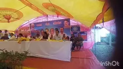 आमला: अंधारिया में केंद्रीय राज्यमंत्री दुर्गादास उईके व विधायकों ने ₹8.87 करोड़ की लागत से बनने वाली सड़कों का किया भूमिपूजन