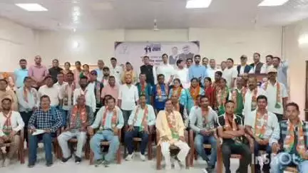 बागेश्वर: कांग्रेस पार्टी छोड़कर कई लोगों ने बीजेपी की ली सदस्यता