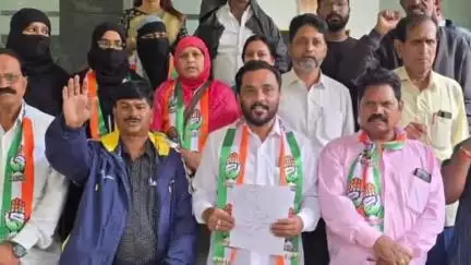 सातारा: जिल्हाधिकारी कार्यालयात काँग्रेसच्या अल्पसंख्याक सेलकडून आमदार संग्राम जगतापांच्या मुस्लिमांबाबतच्या वक्तव्याचा निषेध
