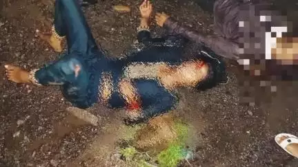 डुमरी: हेठनगर में NH-19 पर स्कूटी ने खड़े ट्रक को मारी टक्कर, स्कूटी सवार युवक की हुई मौत